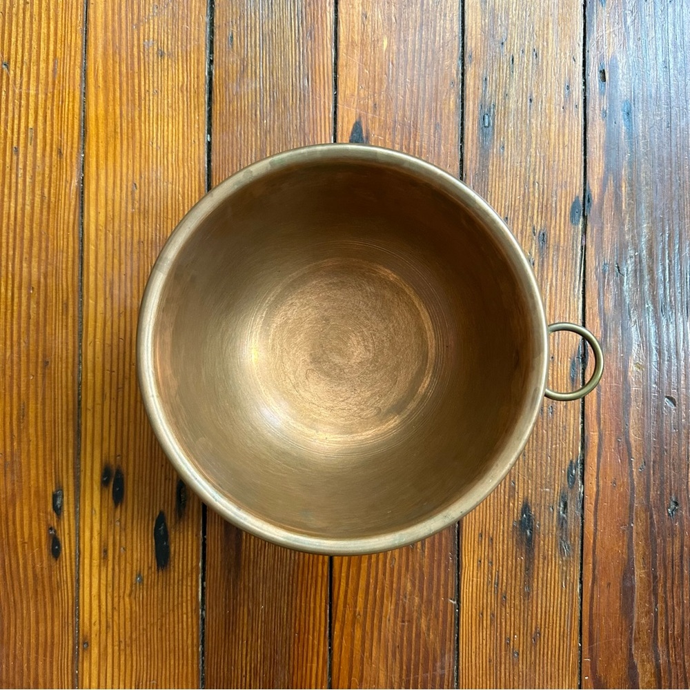 Antique/vintage French copper hanging mixing bowl - Picture 2 of 8